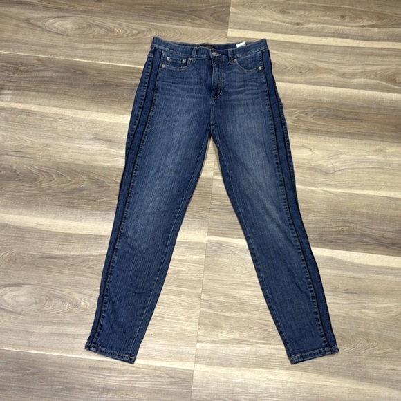 Banana Republic Dark Blue curvy, high-rise, Skinny Jeans size 29 - Picture 2 of 10